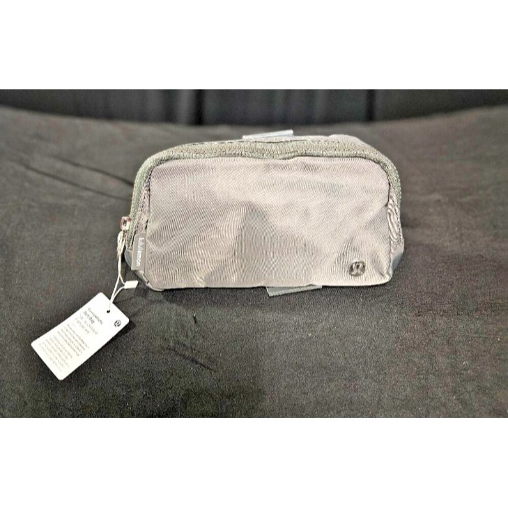 LULULEMON EVERYWHERE BELT DARK GRAY NWT